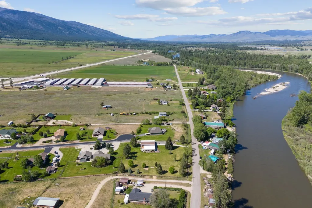 4079 Stevensville River Road Stevensville MT 59870