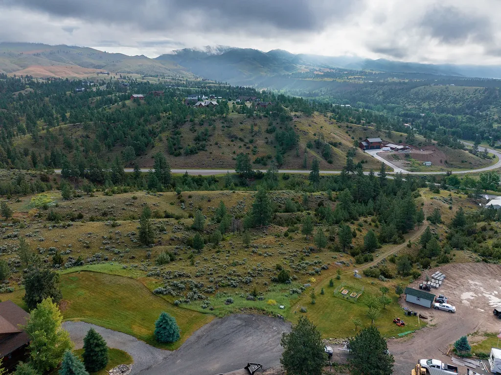 8250 Half Moon Court Helena MT 59602