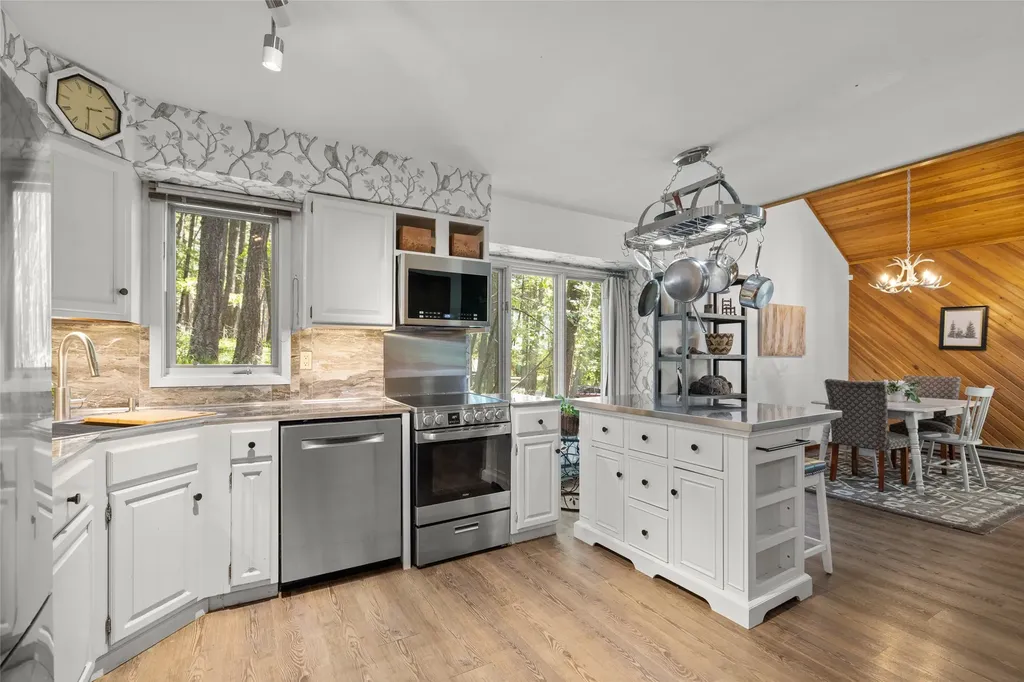 2282 Cedar Lane Whitefish MT 59937