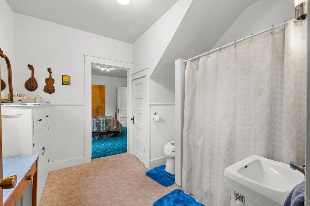 6058 Cottonwood Creek Road Lewistown MT 59457