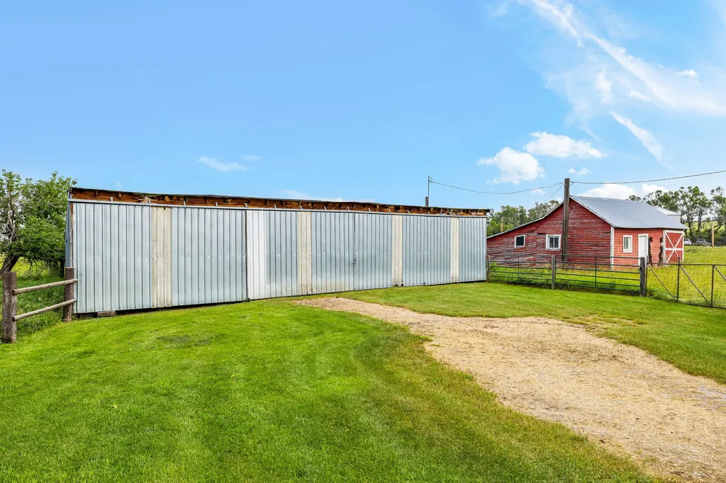 6058 Cottonwood Creek Road Lewistown MT 59457