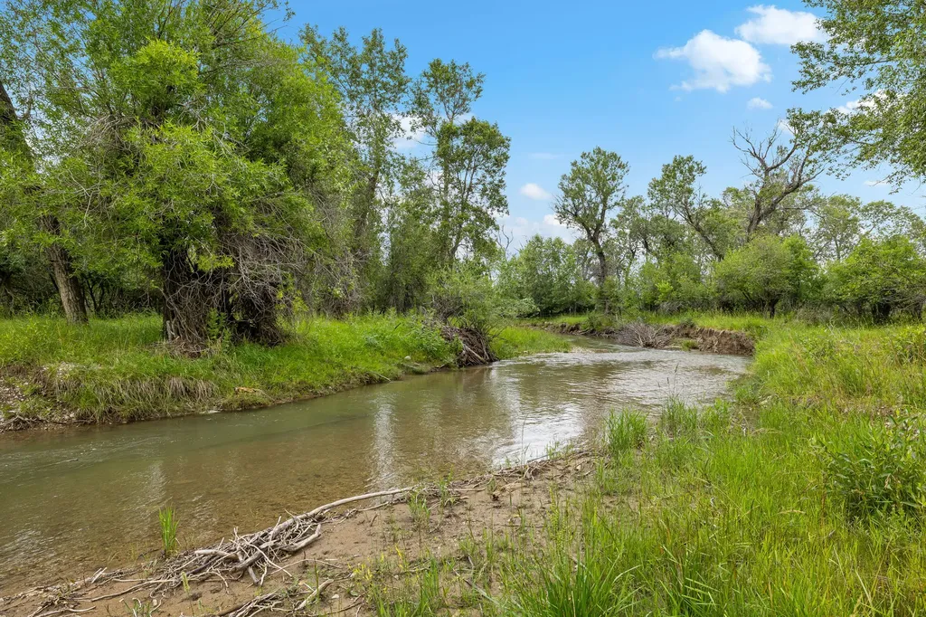 6058 Cottonwood Creek Road Lewistown MT 59457