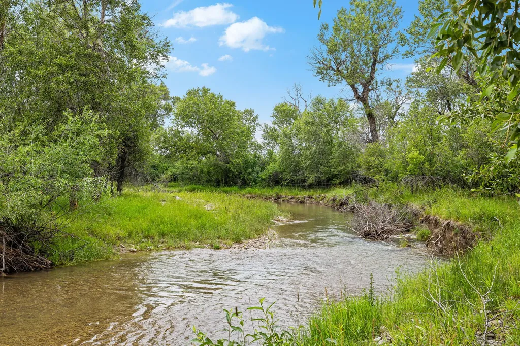 6058 Cottonwood Creek Road Lewistown MT 59457