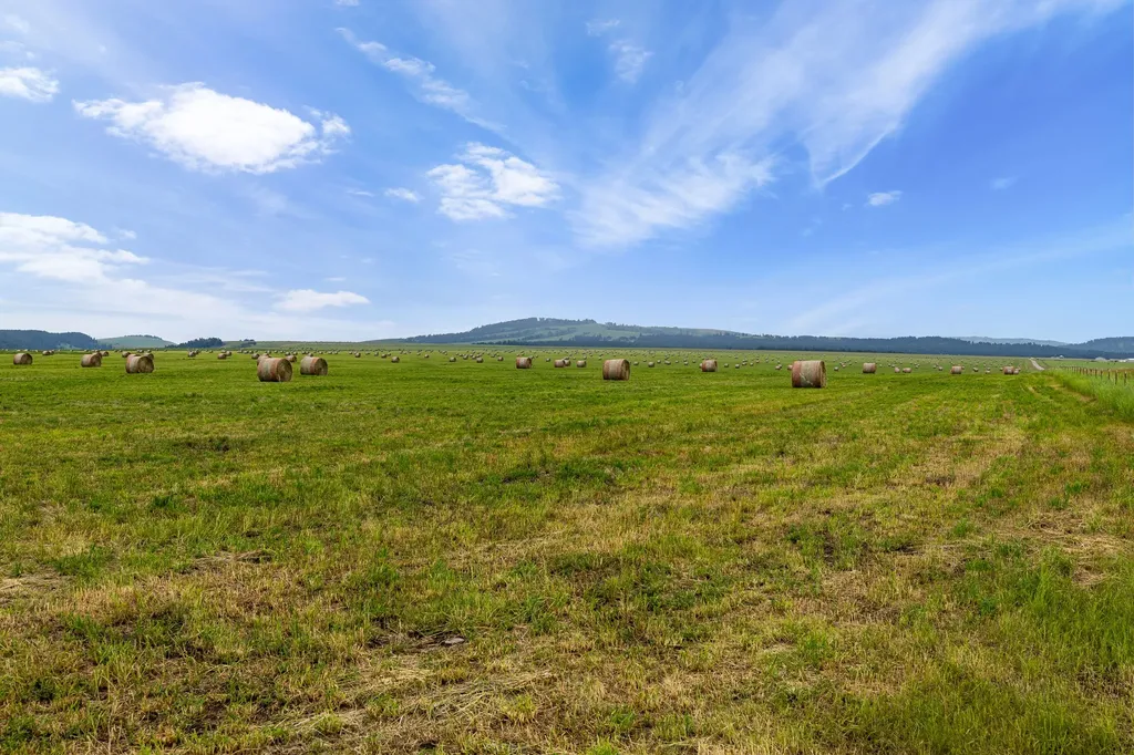 6058 Cottonwood Creek Road Lewistown MT 59457