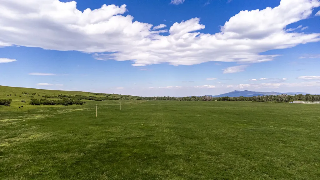 6058 Cottonwood Creek Road Lewistown MT 59457