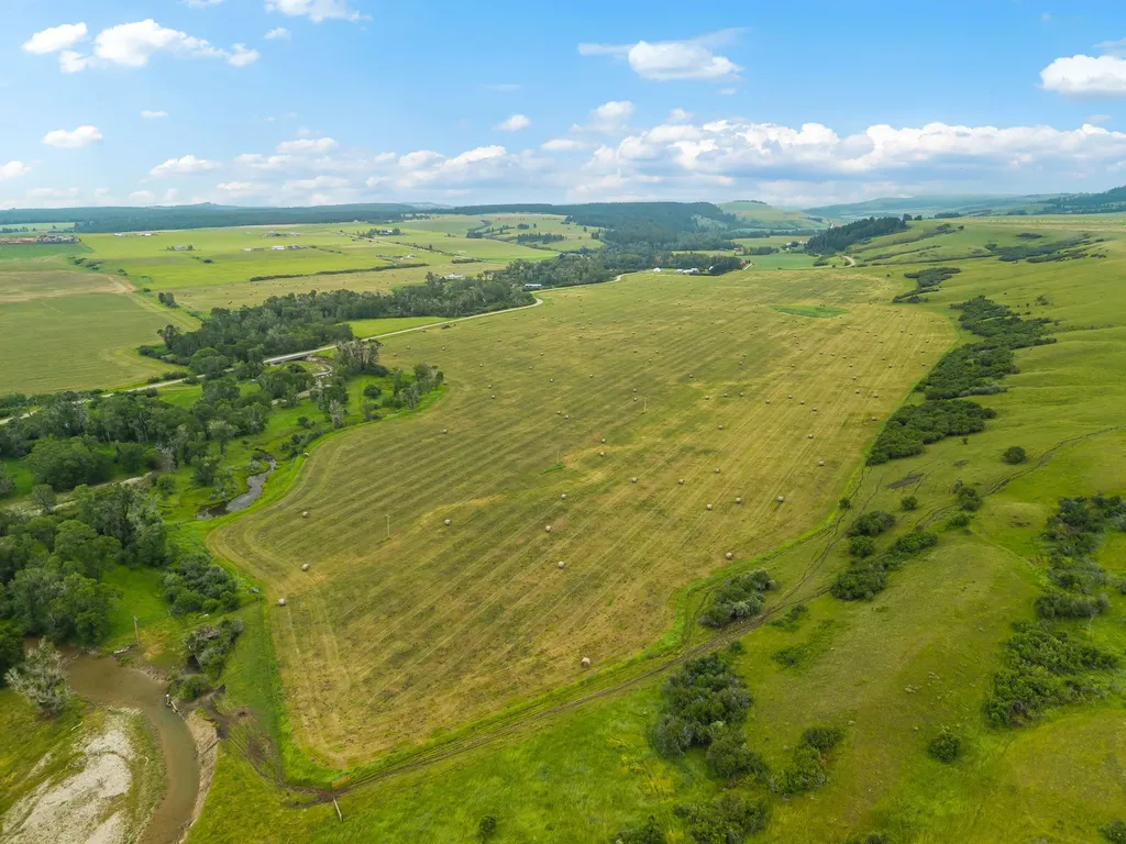 6058 Cottonwood Creek Road Lewistown MT 59457