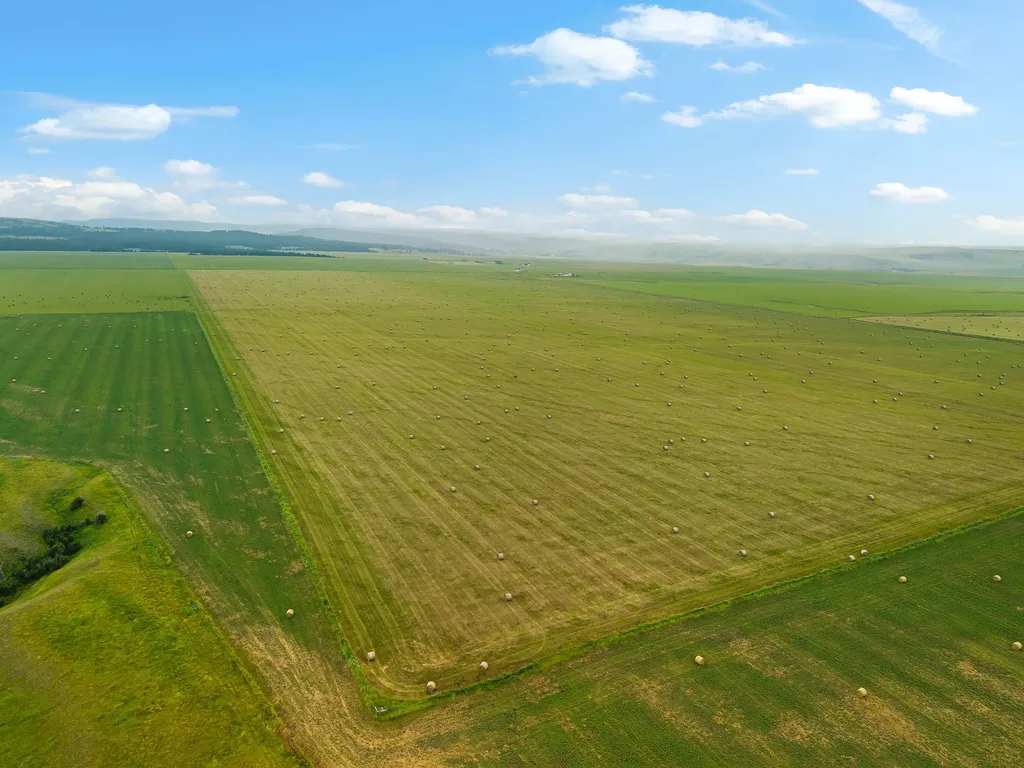 6058 Cottonwood Creek Road Lewistown MT 59457