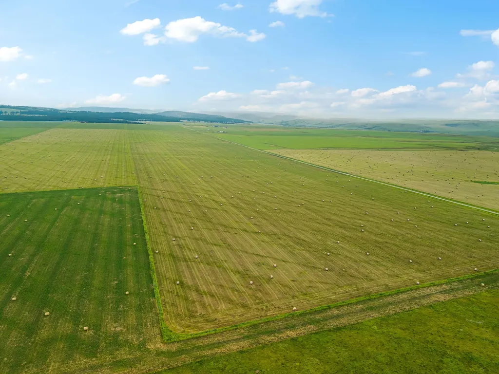 6058 Cottonwood Creek Road Lewistown MT 59457