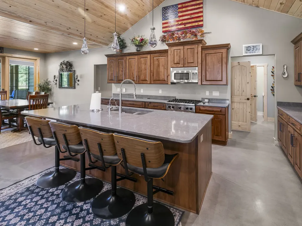 29 Lower Hawk Valley Road Columbus MT 59019