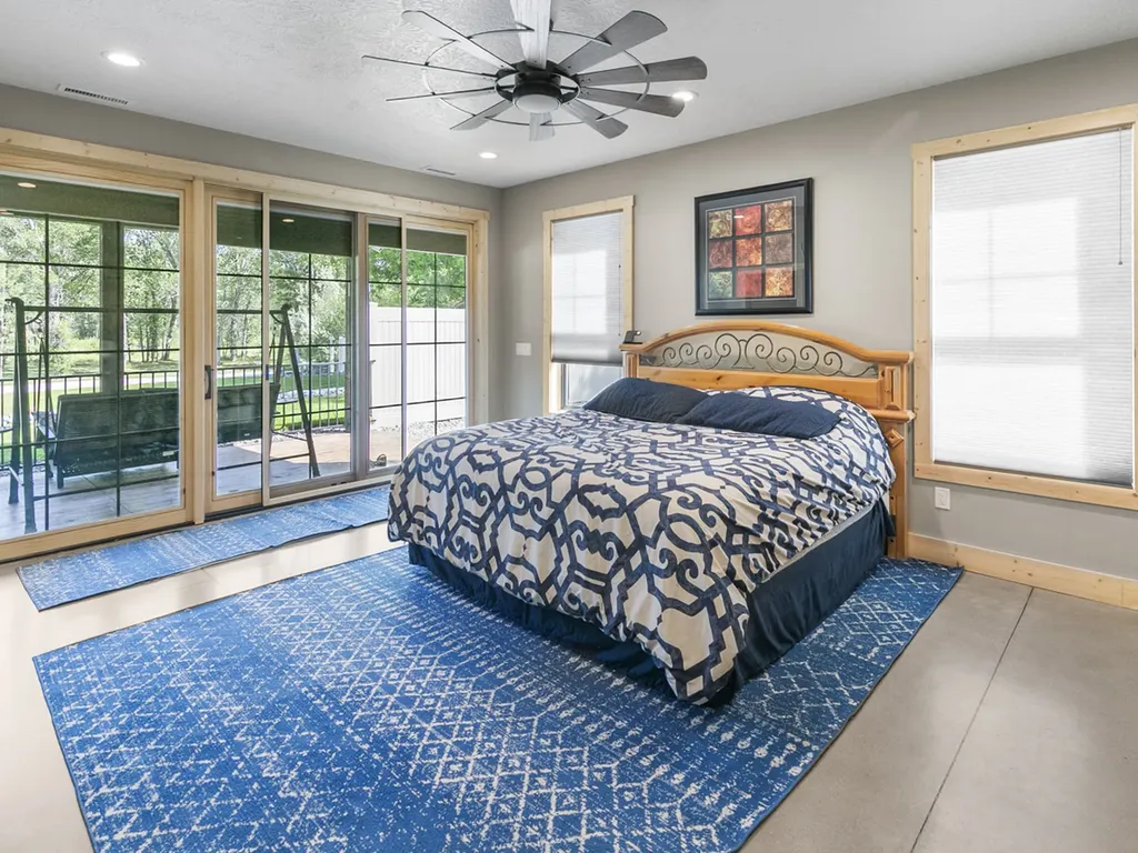29 Lower Hawk Valley Road Columbus MT 59019