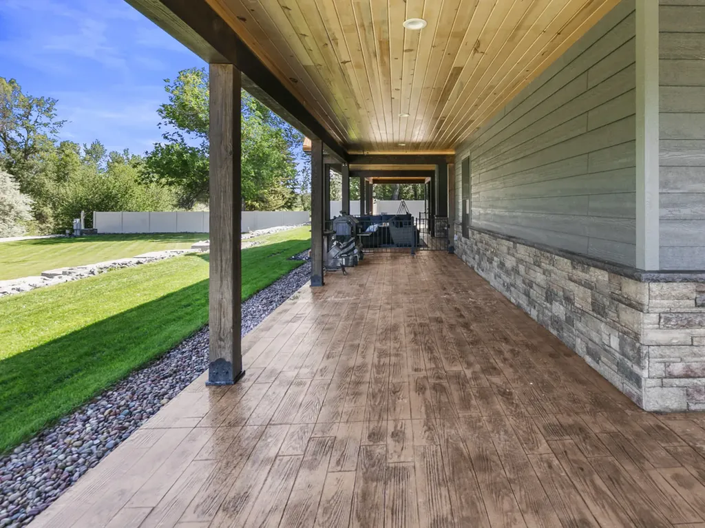 29 Lower Hawk Valley Road Columbus MT 59019