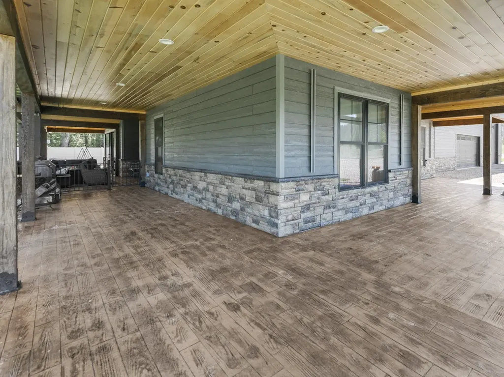 29 Lower Hawk Valley Road Columbus MT 59019