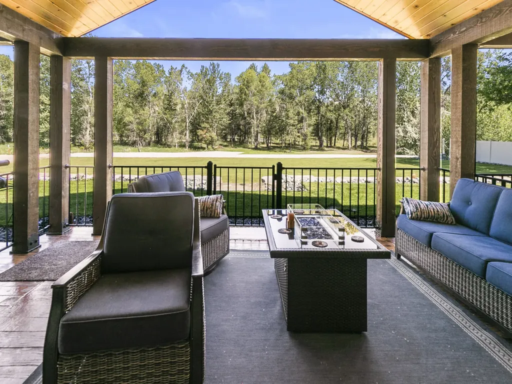 29 Lower Hawk Valley Road Columbus MT 59019