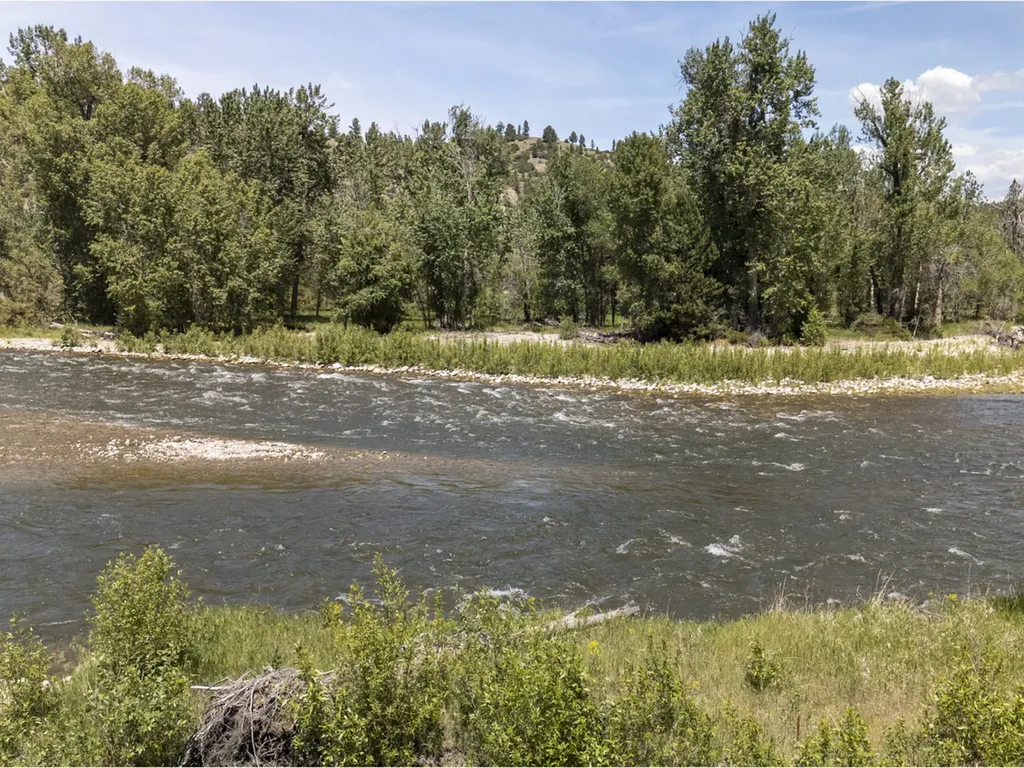29 Lower Hawk Valley Road Columbus MT 59019