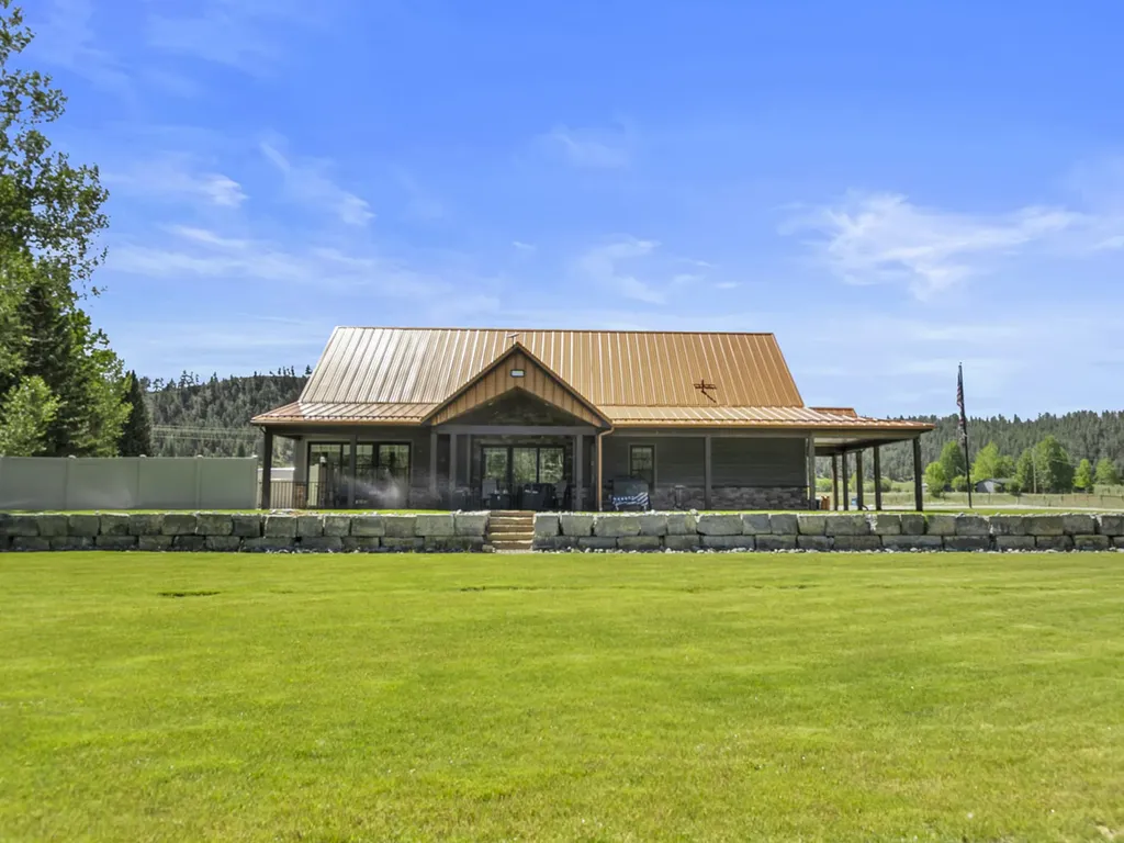 29 Lower Hawk Valley Road Columbus MT 59019