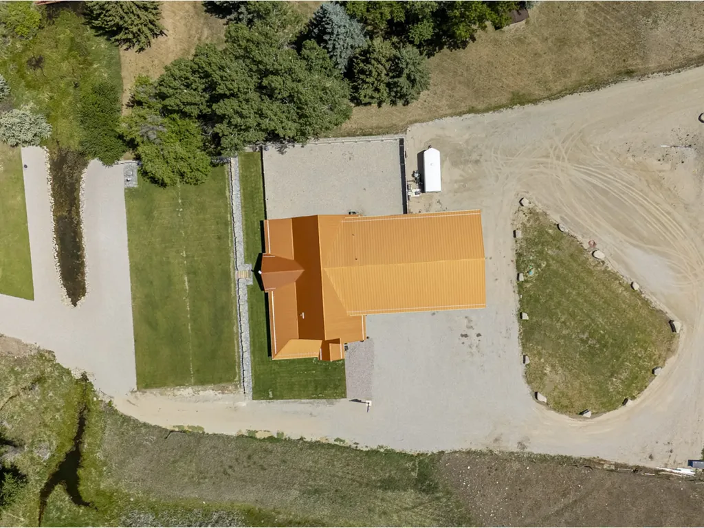 29 Lower Hawk Valley Road Columbus MT 59019