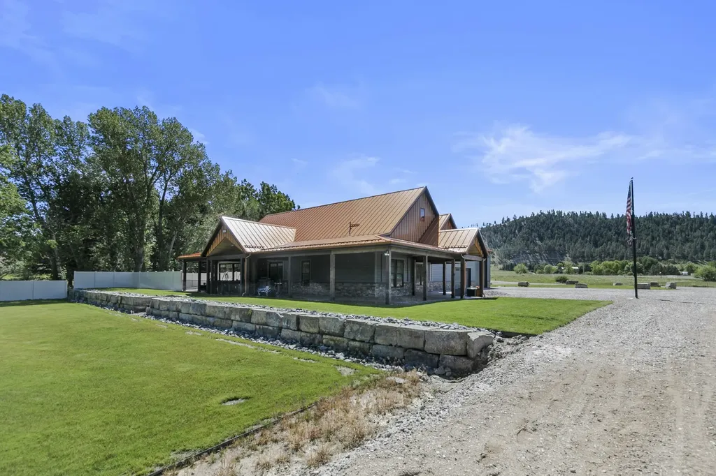 29 Lower Hawk Valley Road Columbus MT 59019
