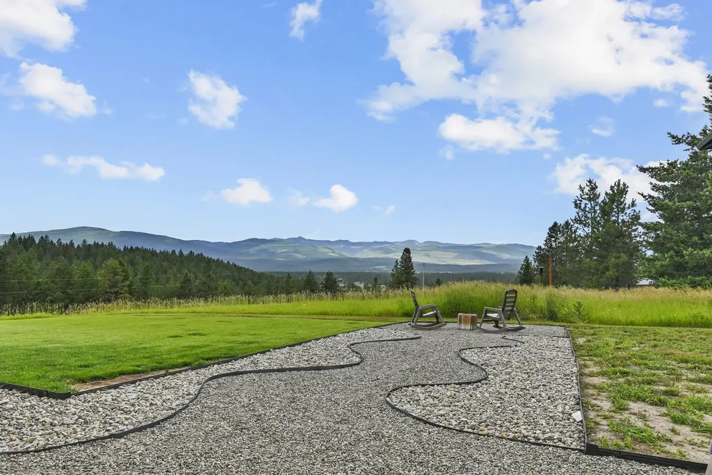 117 Happy Hollow Eureka MT 59917