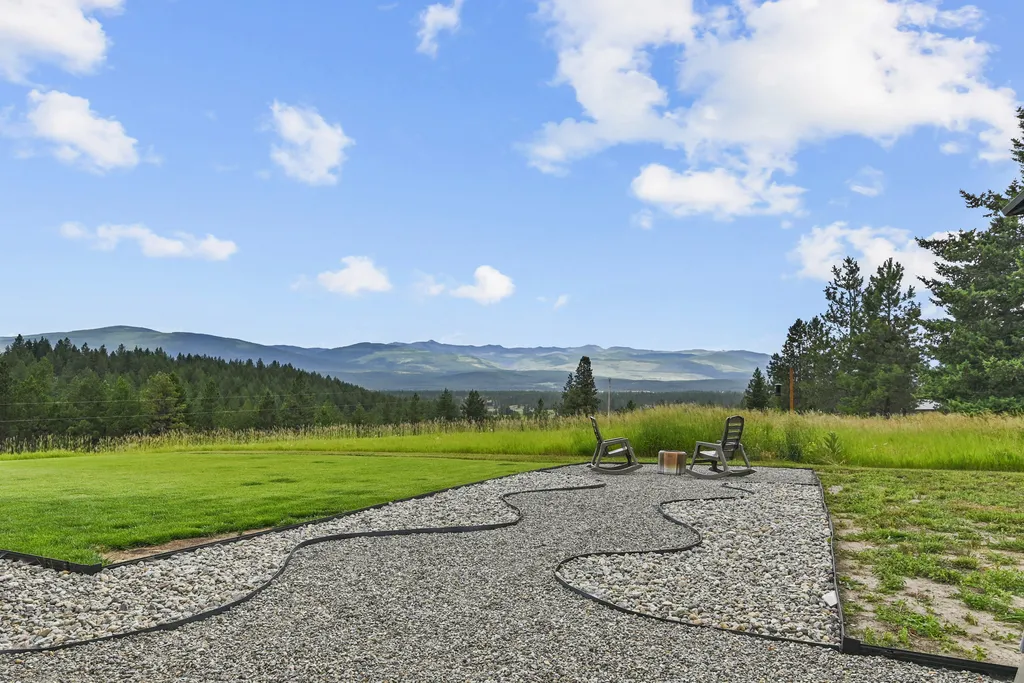 117 Happy Hollow Eureka MT 59917