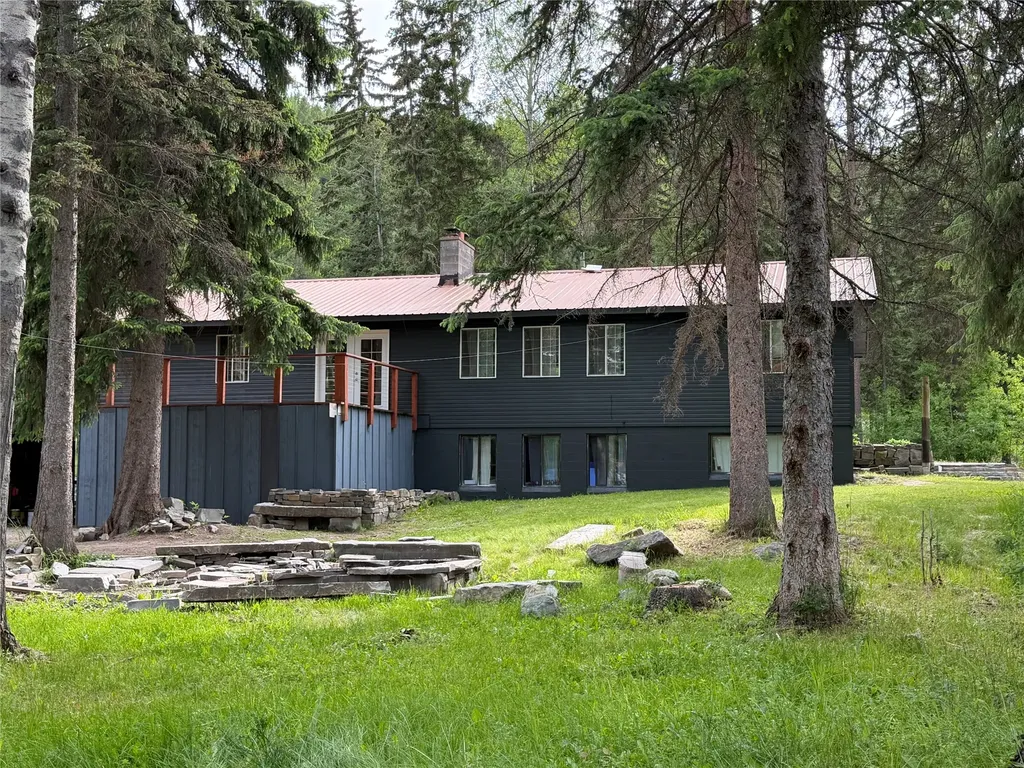 55 Keenans Way Kila MT 59920