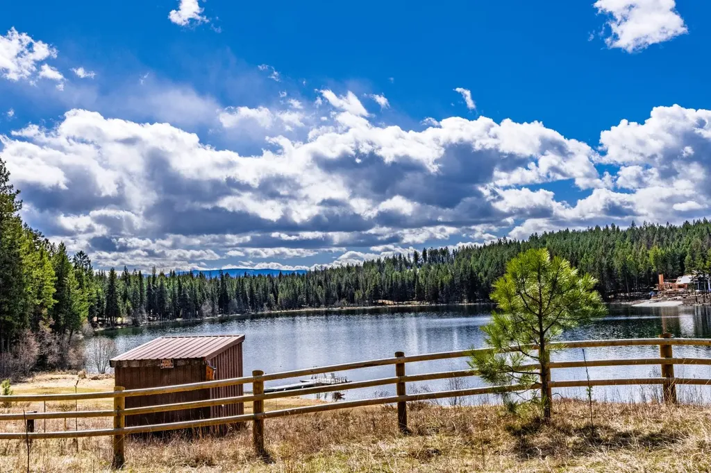 Nhn Glen Lake Road Eureka MT 59917