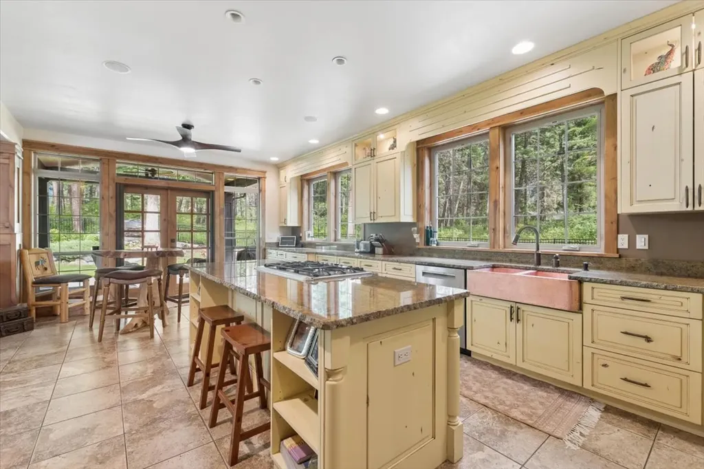 19 Ridgeway Court Columbia Falls MT 59912