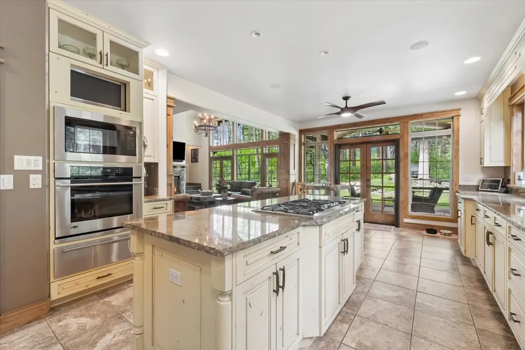 19 Ridgeway Court Columbia Falls MT 59912