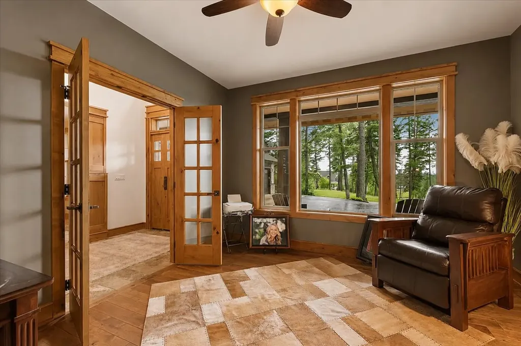 19 Ridgeway Court Columbia Falls MT 59912