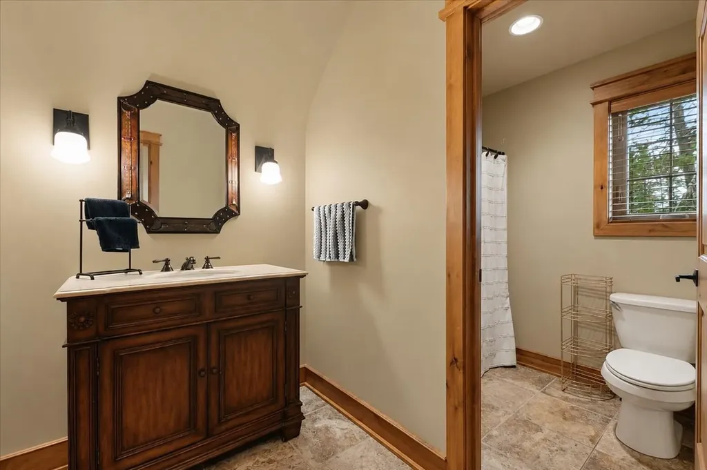 19 Ridgeway Court Columbia Falls MT 59912