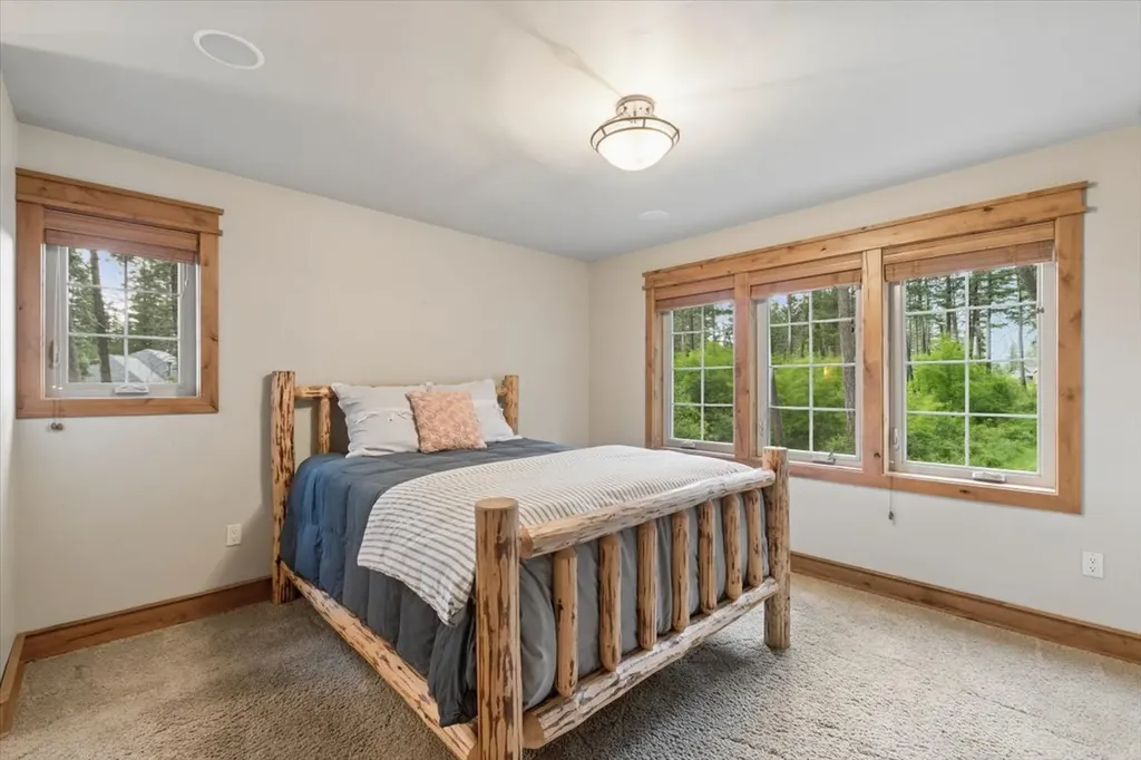 19 Ridgeway Court Columbia Falls MT 59912