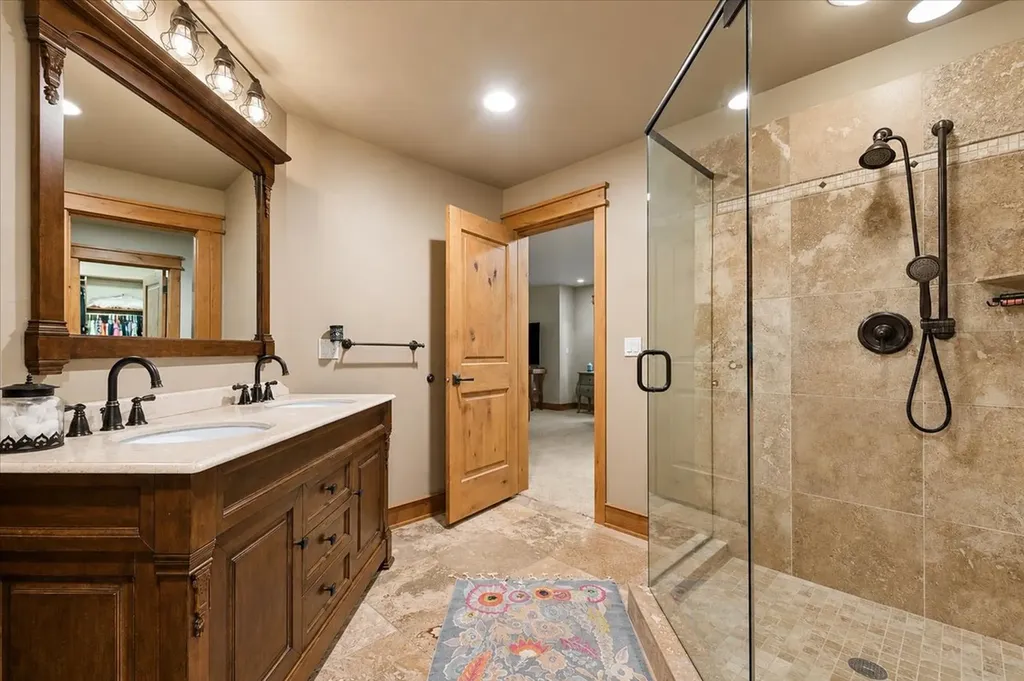 19 Ridgeway Court Columbia Falls MT 59912