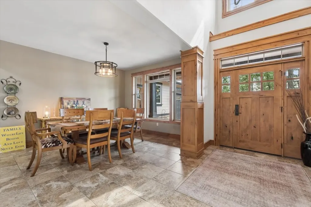 19 Ridgeway Court Columbia Falls MT 59912