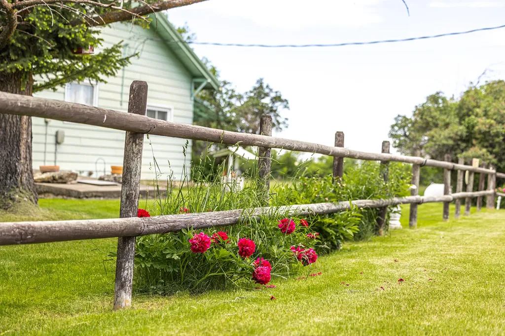 6058 Cottonwood Creek Road Lewistown MT 59457