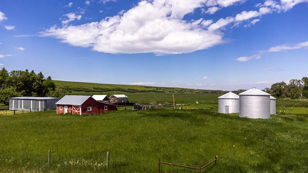 6058 Cottonwood Creek Road Lewistown MT 59457