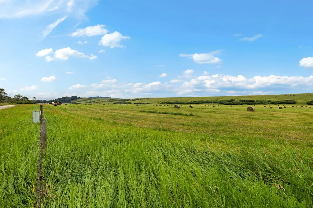 6058 Cottonwood Creek Road Lewistown MT 59457