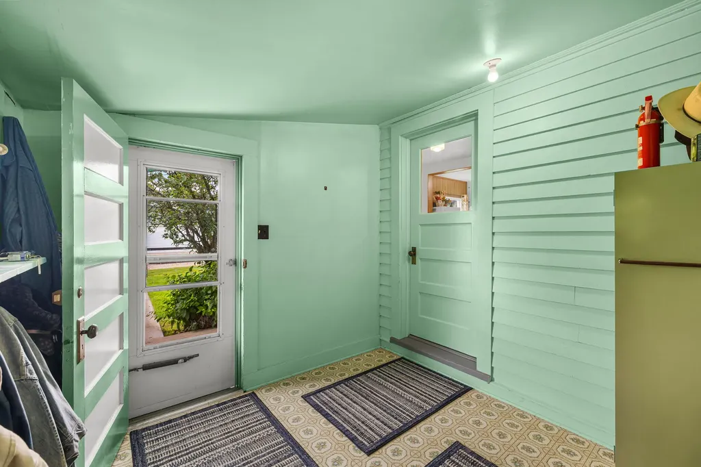 6058 Cottonwood Creek Road Lewistown MT 59457