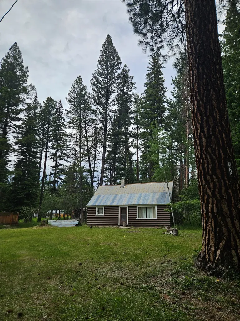 622 D Street Lincoln MT 59639