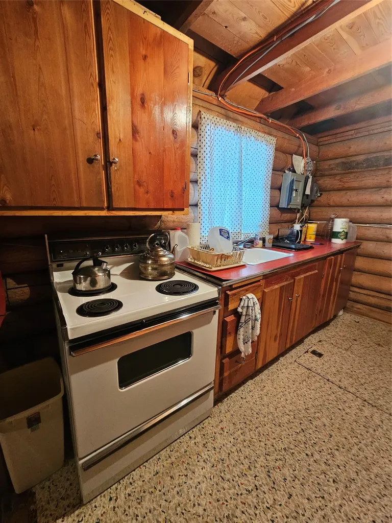 622 D Lincoln MT 59639
