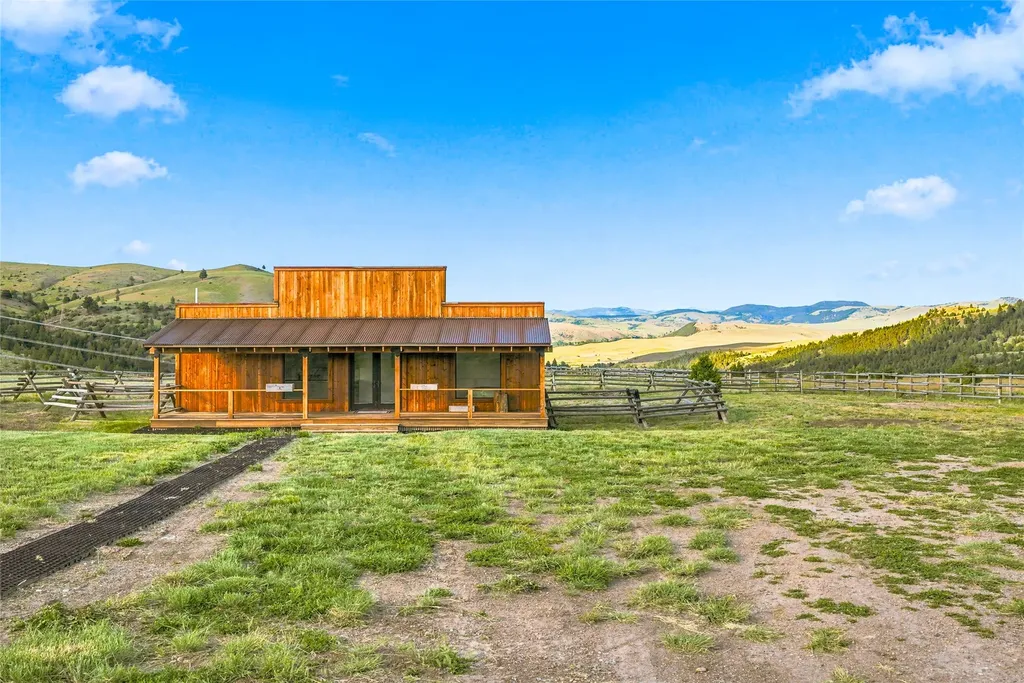 326 Rocky Mountain Way Deer Lodge MT 59722
