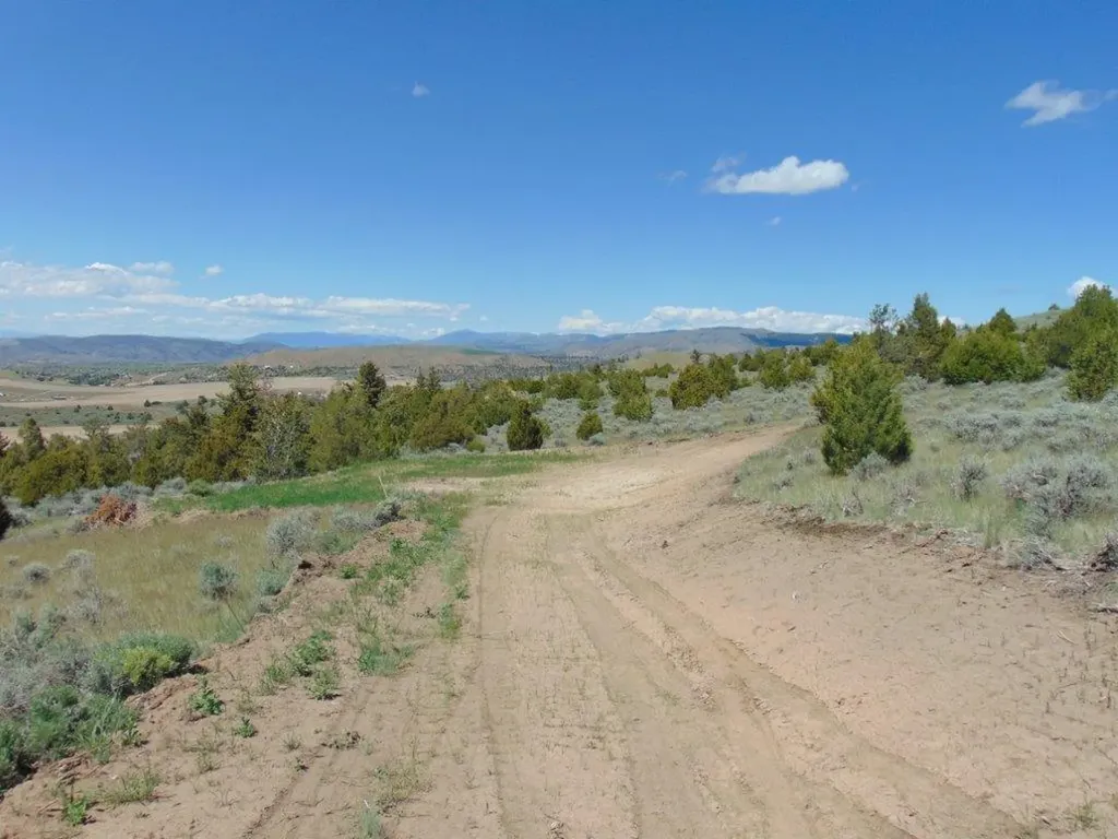 Tbd Lone Wolf Trail Three Forks MT 59752