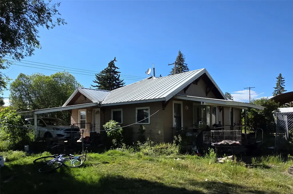 42419 3rd Avenue E Pablo MT 59855