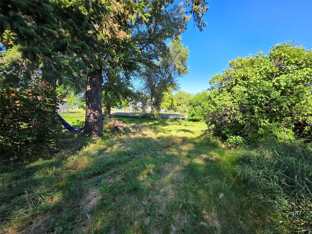 42419 3rd Avenue E Pablo MT 59855