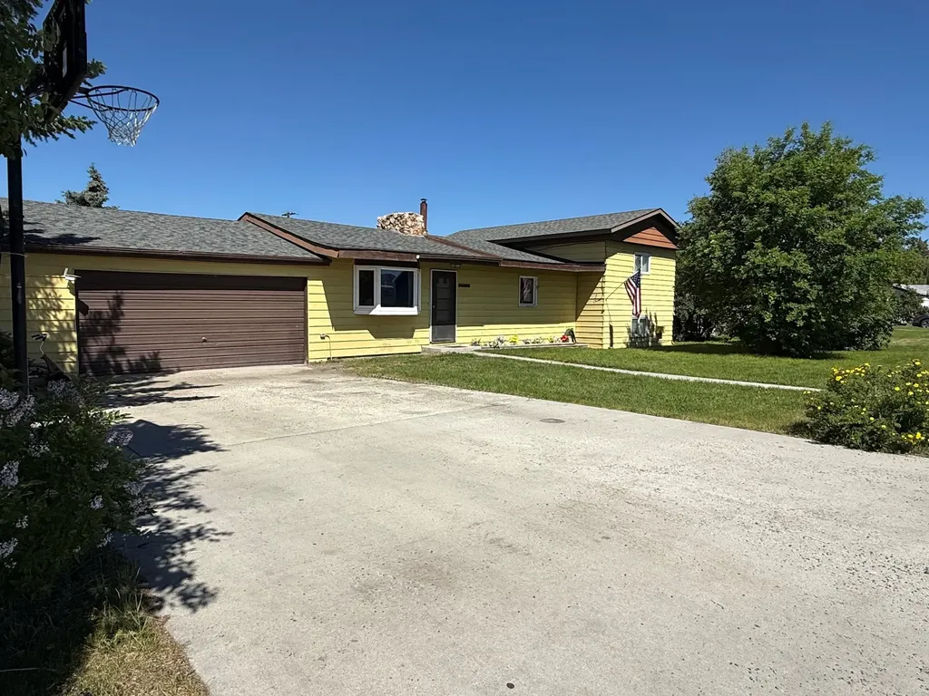 904 Bielenberg Street Deer Lodge MT 59722