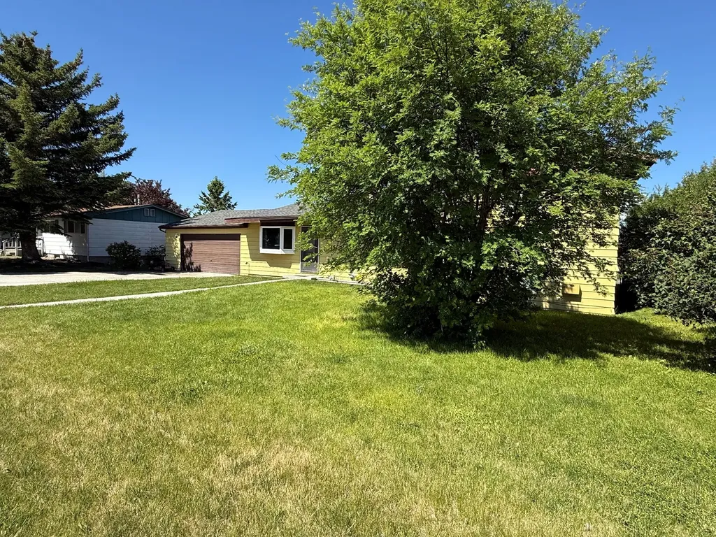 904 Bielenberg Street Deer Lodge MT 59722