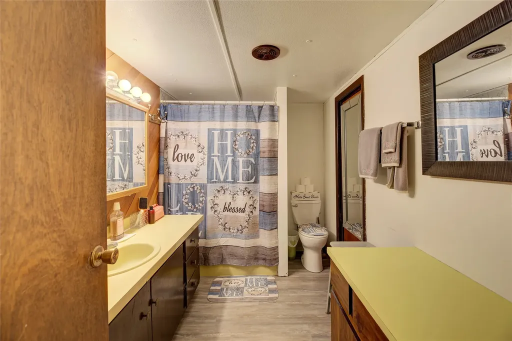 907 Ray Road Helena MT 59602