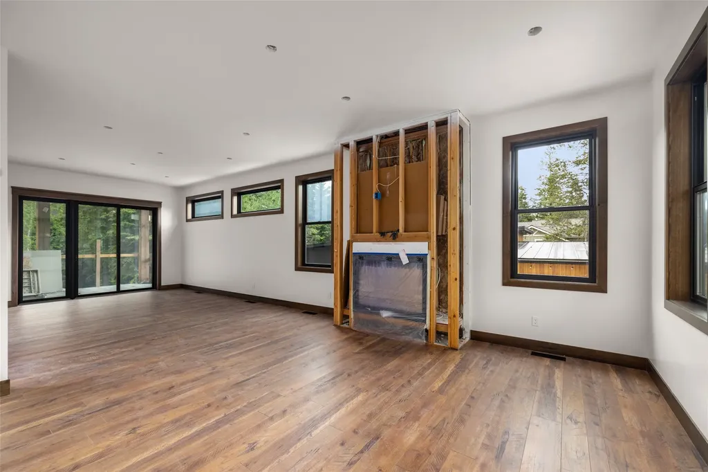 1287 Oakmont Lane Columbia Falls MT 59912
