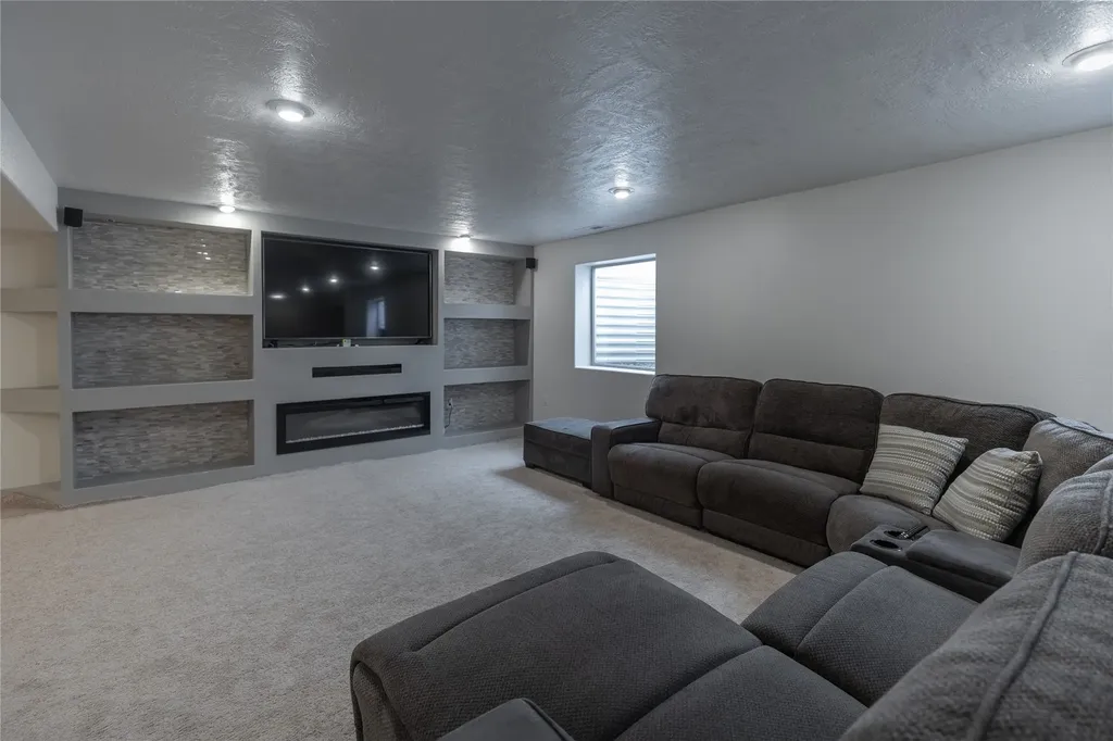 4305 13th Avenue S Great Falls MT 59405