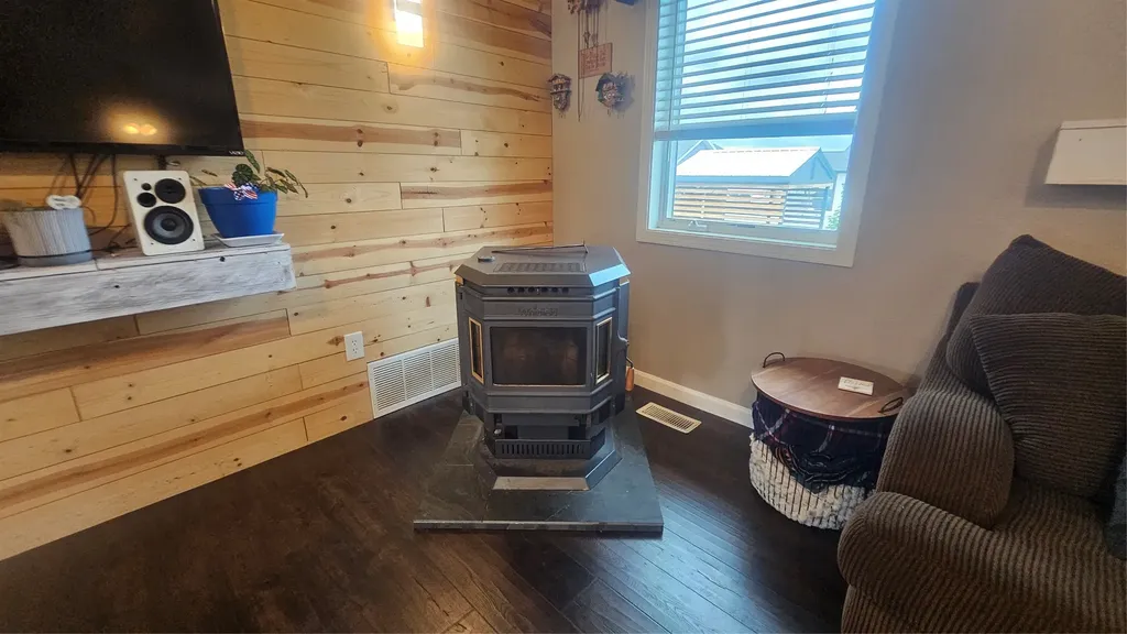309 40th Avenue NE Great Falls MT 59404