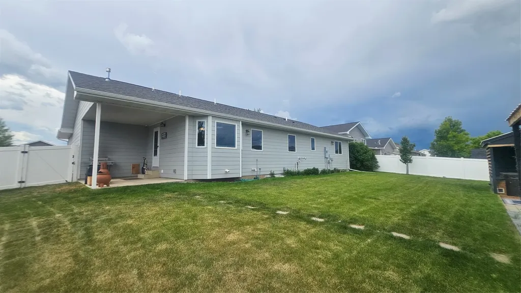 309 40th Avenue NE Great Falls MT 59404