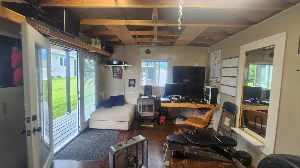 309 40th Avenue NE Great Falls MT 59404